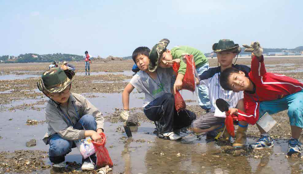 바지락천국에 망둥이도 뛰놀고, 아이들도 뛰놀고!